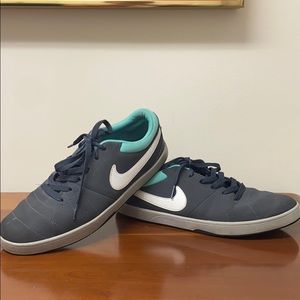 Nike SB Barely Worn!!